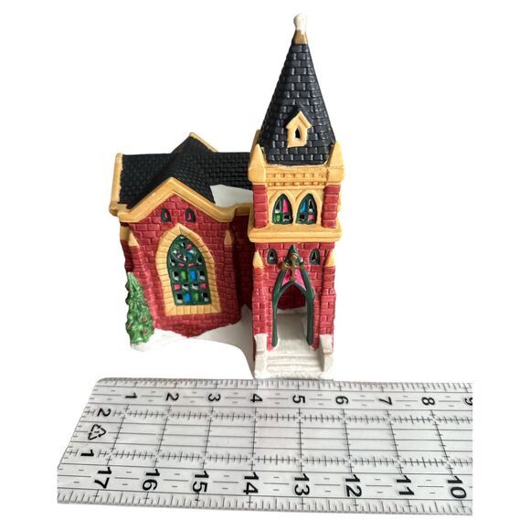 Bedford Falls Church: Lighted Porcelain Christmas Village Collectible - Picture 7 of 11